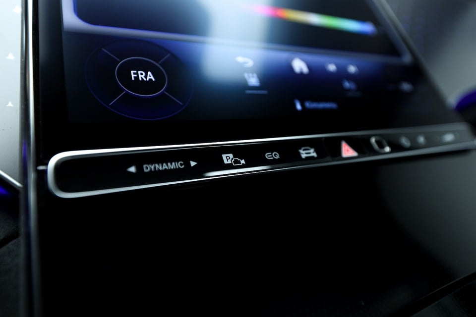 Mercedes EQE350 AMG Line 4d