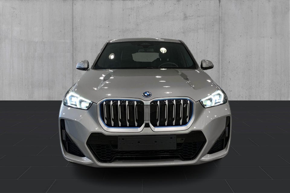 BMW iX1 xDrive30 M-Sport 5d