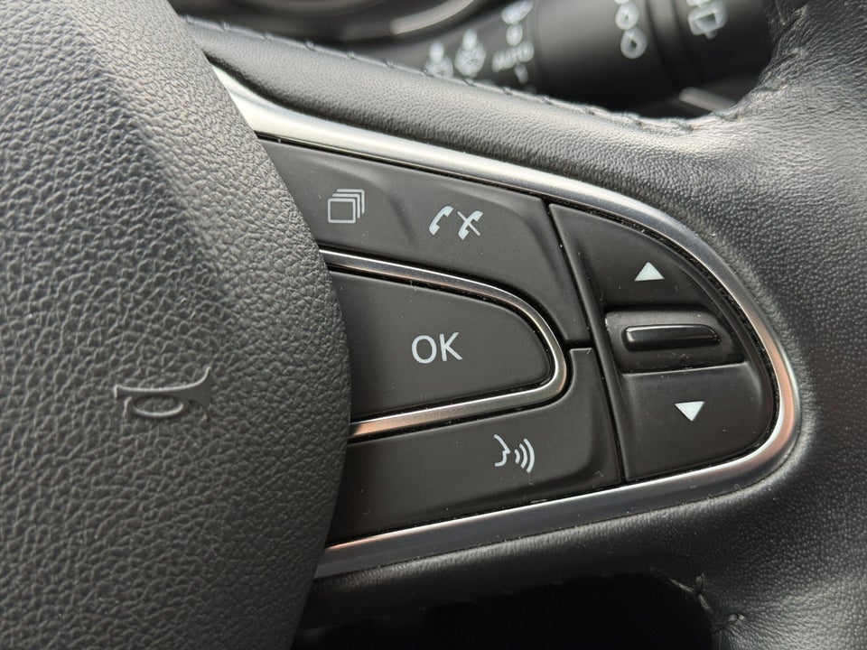 Renault Megane IV 1,3 TCe 140 Zen Sport Tourer 5d