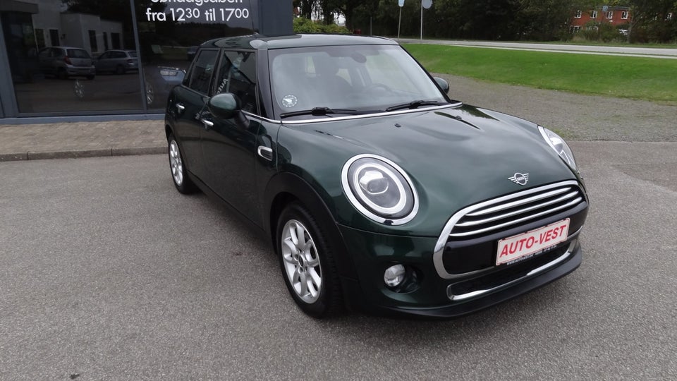 MINI Cooper 1,5 Essential Edition 5d