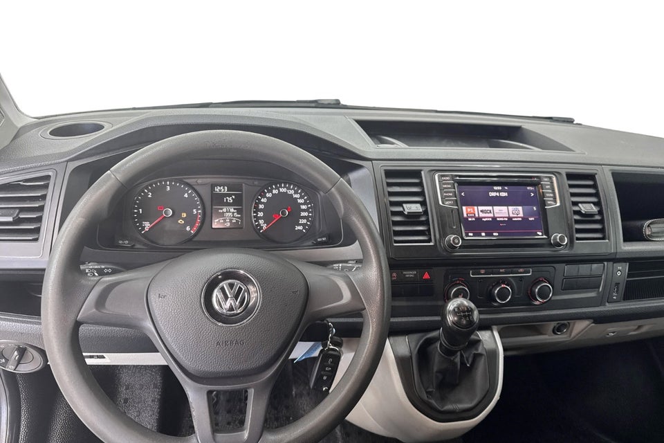 VW Transporter 2,0 TDi 150 Kassevogn lang