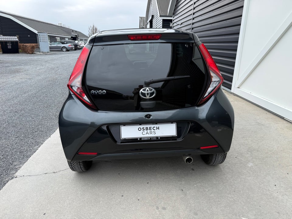 Toyota Aygo 1,0 VVT-i x-sky 5d