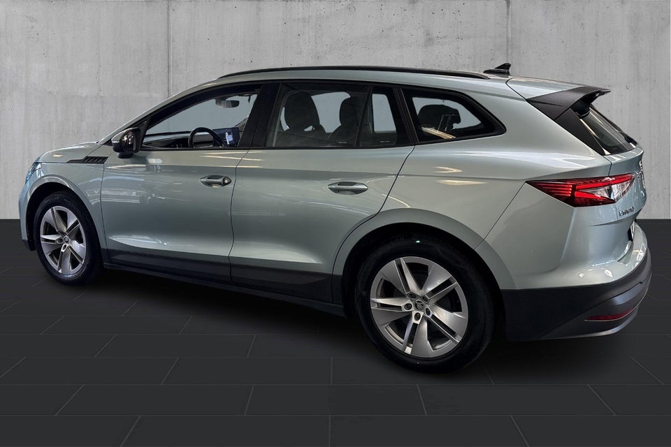 Skoda Enyaq 60 iV Loft 5d