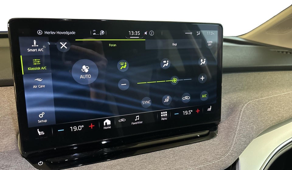 Skoda Enyaq 60 iV Selection Lodge 5d