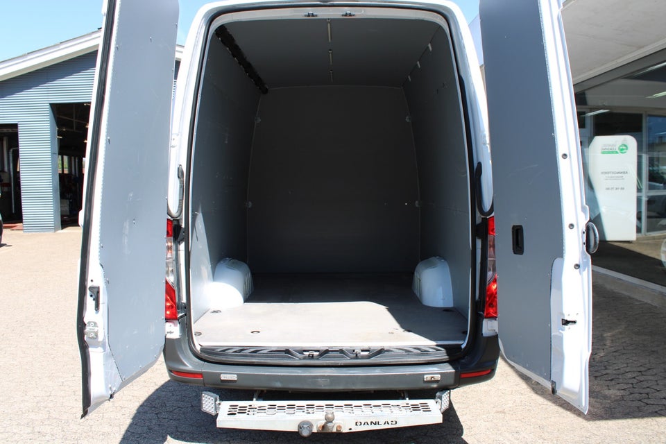 Mercedes Sprinter 317 2,0 CDi A3 Kassevogn aut. RWD