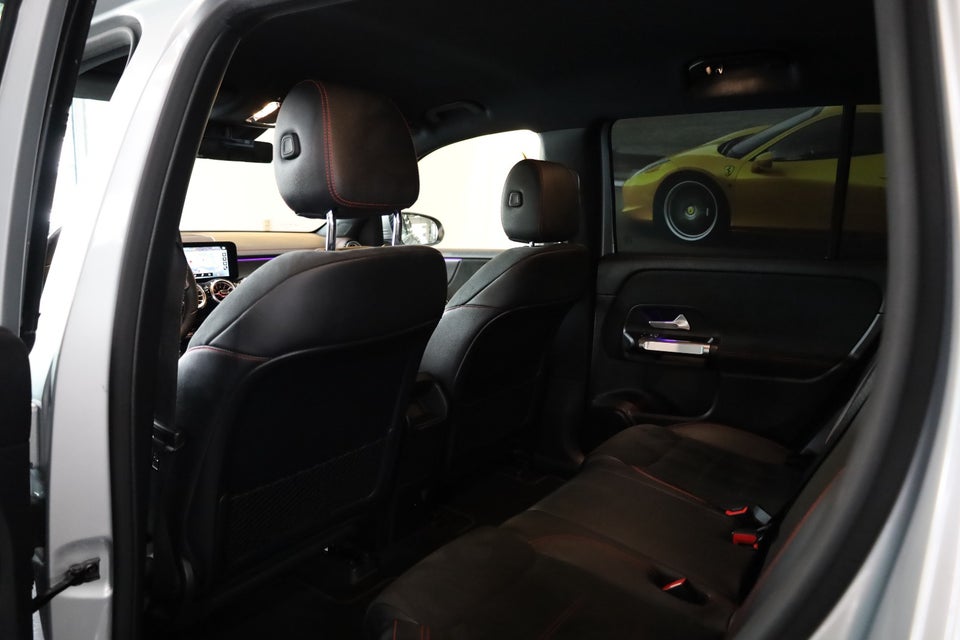 Mercedes EQB300 AMG Line 4Matic 5d