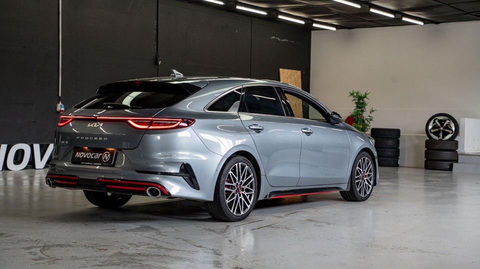 Kia ProCeed 1,6 T-GDi GT DCT 5d