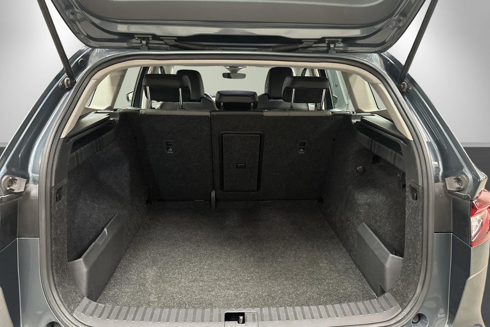 Skoda Enyaq 60 iV Plus 5d