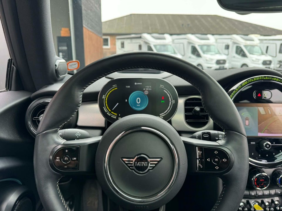 MINI Cooper SE Yours Trim 3d