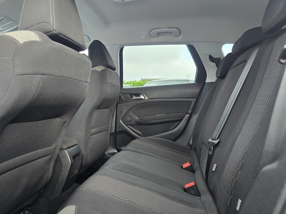 Peugeot 308 1,6 BlueHDi 120 Style SW 5d