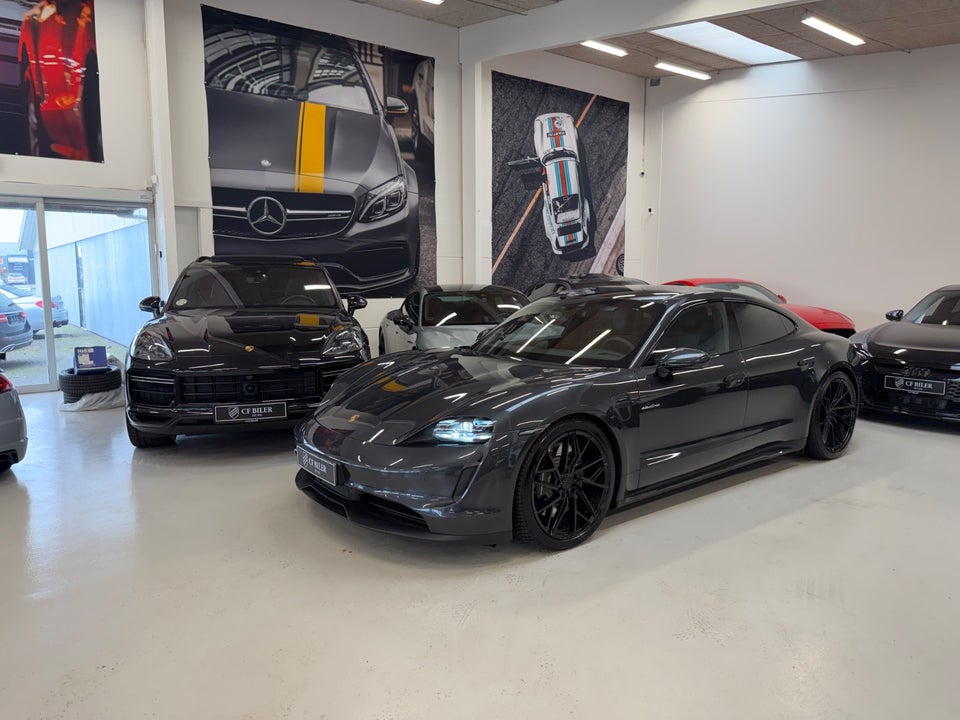 Porsche Taycan 4S Performance+ 4d