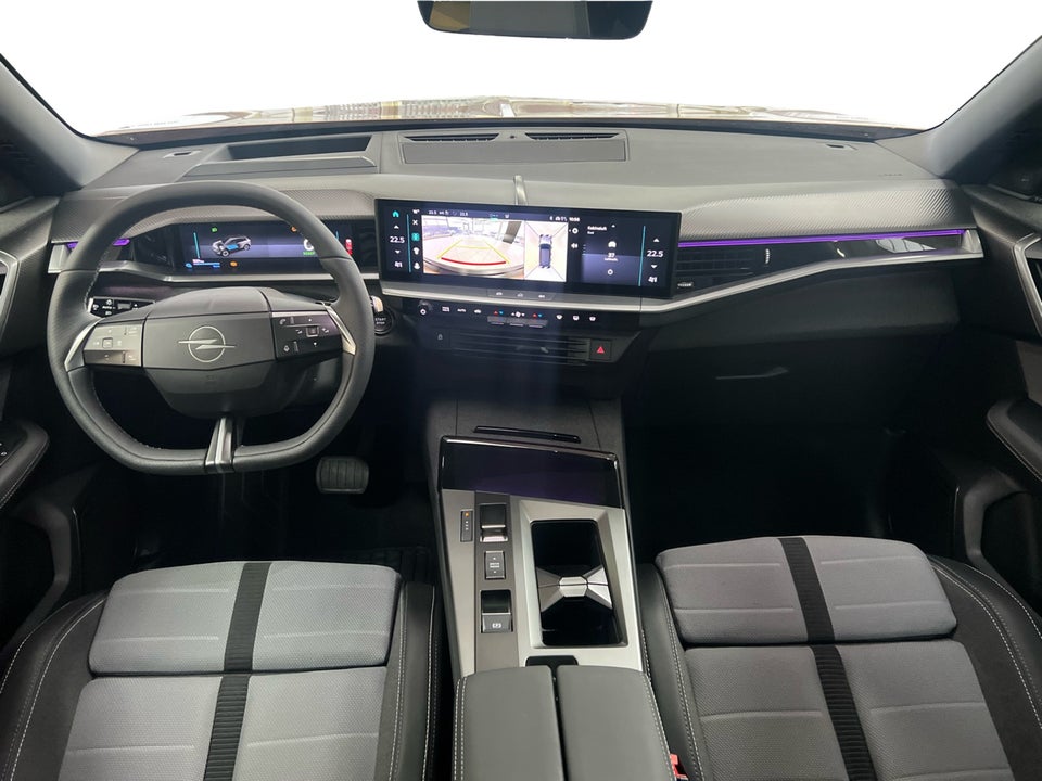 Opel Grandland-e 73 GS Sky 5d