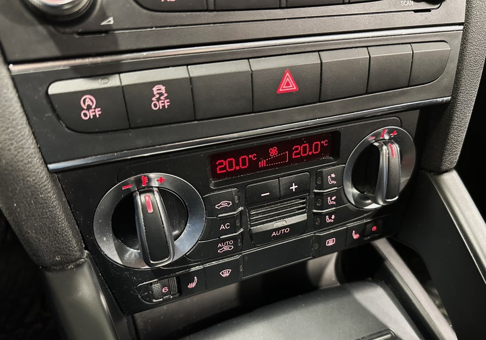 Audi A3 1,6 TDi Ambiente Sportback 5d