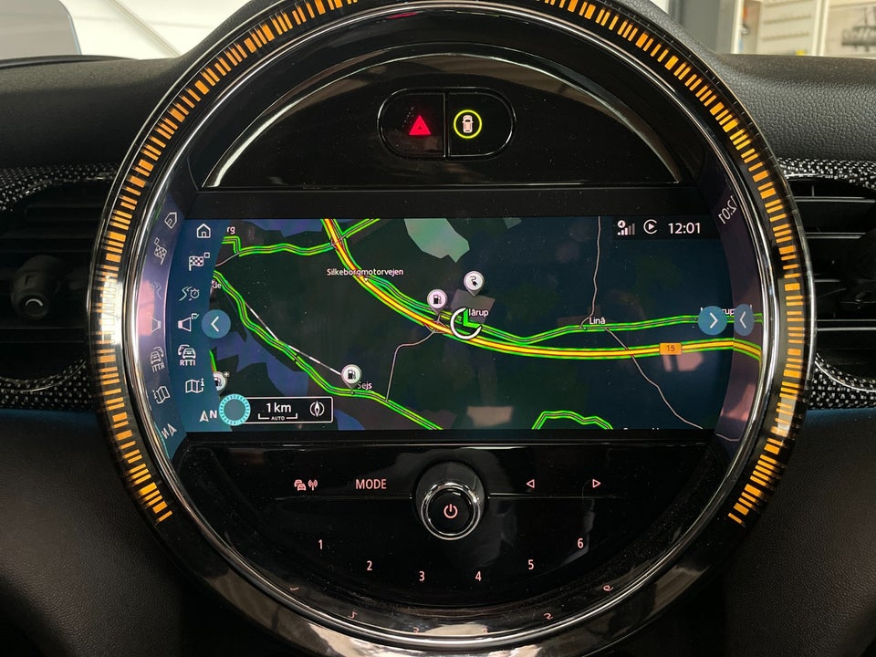 MINI Cooper SE Maximise 3d