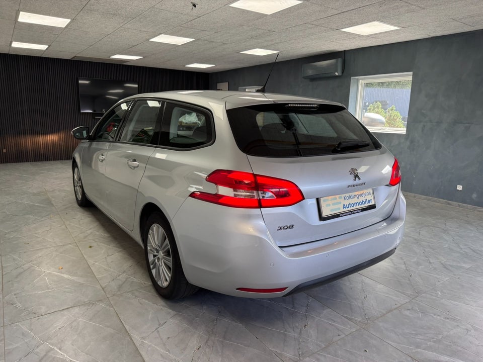 Peugeot 308 1,6 BlueHDi 120 Active SW EAT6 5d