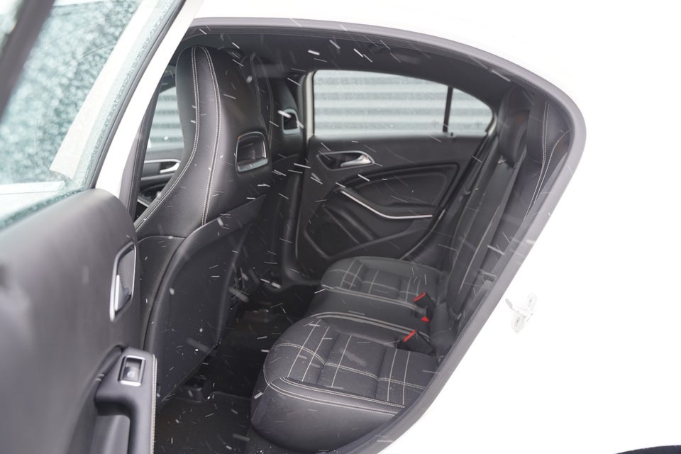 Mercedes A180 d 1,5 Business 5d