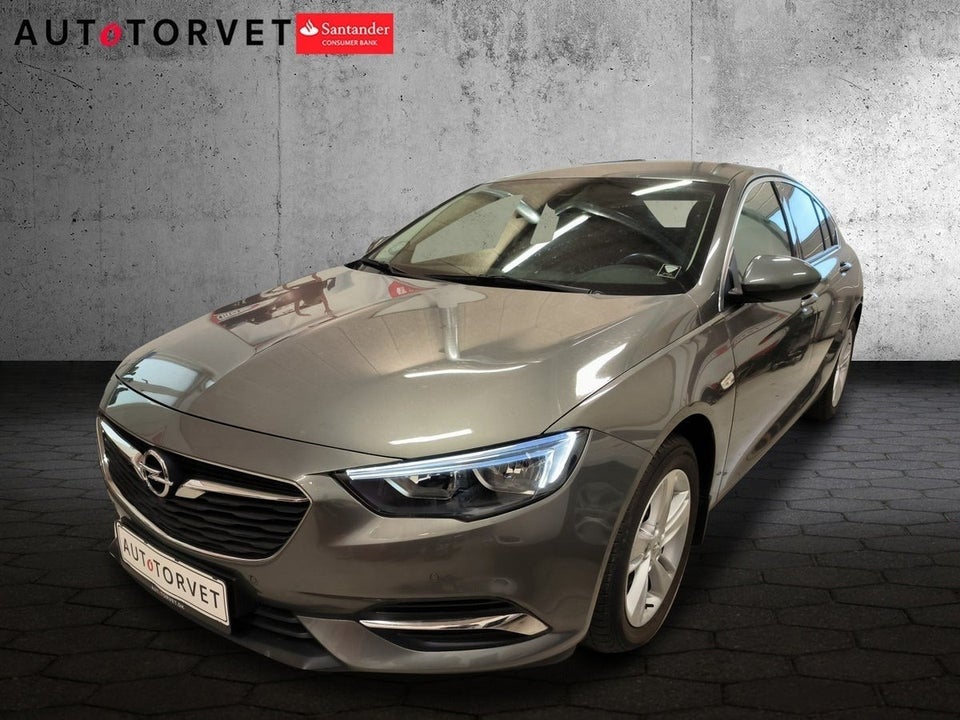 Opel Insignia 1,5 T 140 Excite Grand Sport 5d