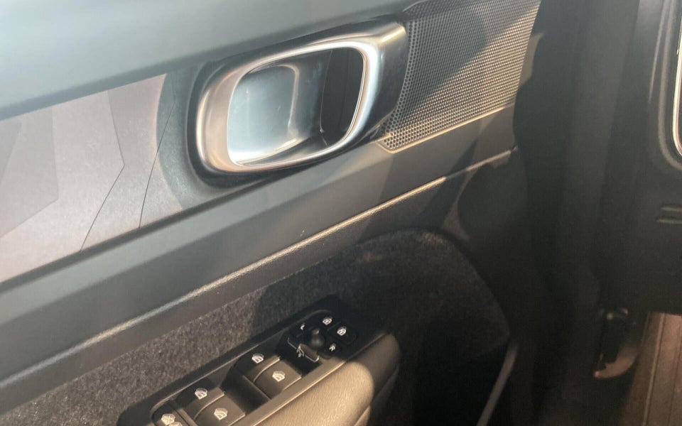 Volvo C40 ReCharge Twin Plus 5d