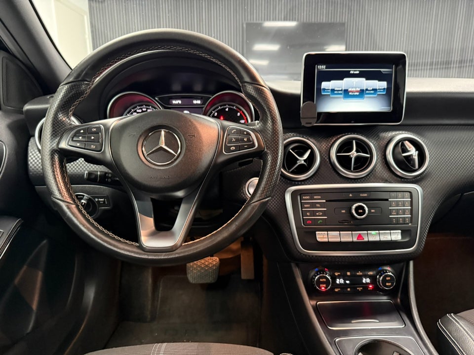 Mercedes A180 d 1,5 AMG Line aut. 5d
