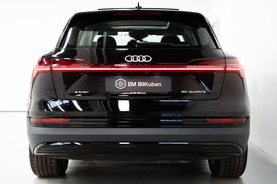 Audi e-tron 50 quattro 5d