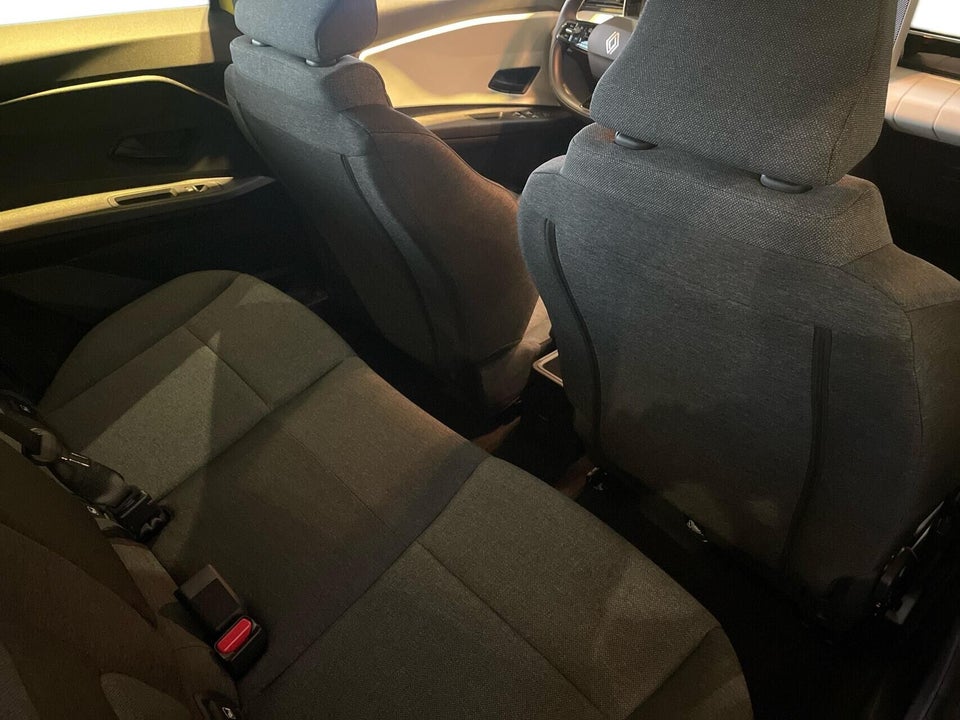 Renault 5 E-Tech 40 Evolution 5d