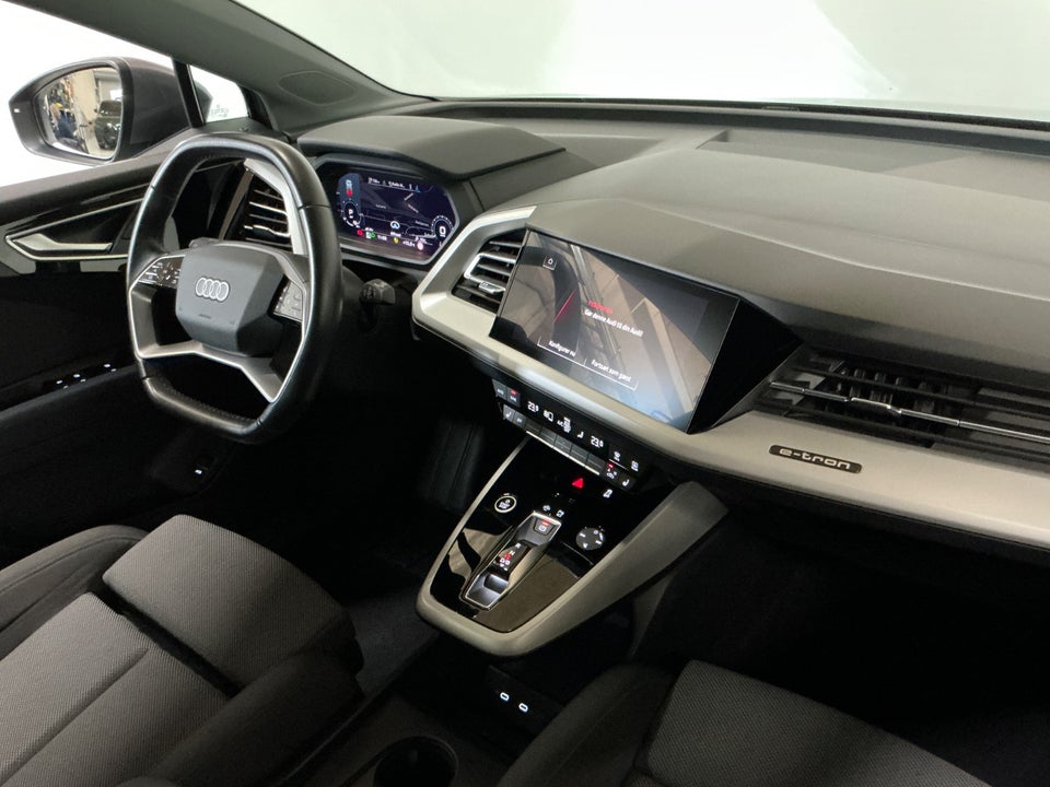 Audi Q4 e-tron 40 Attitude 5d