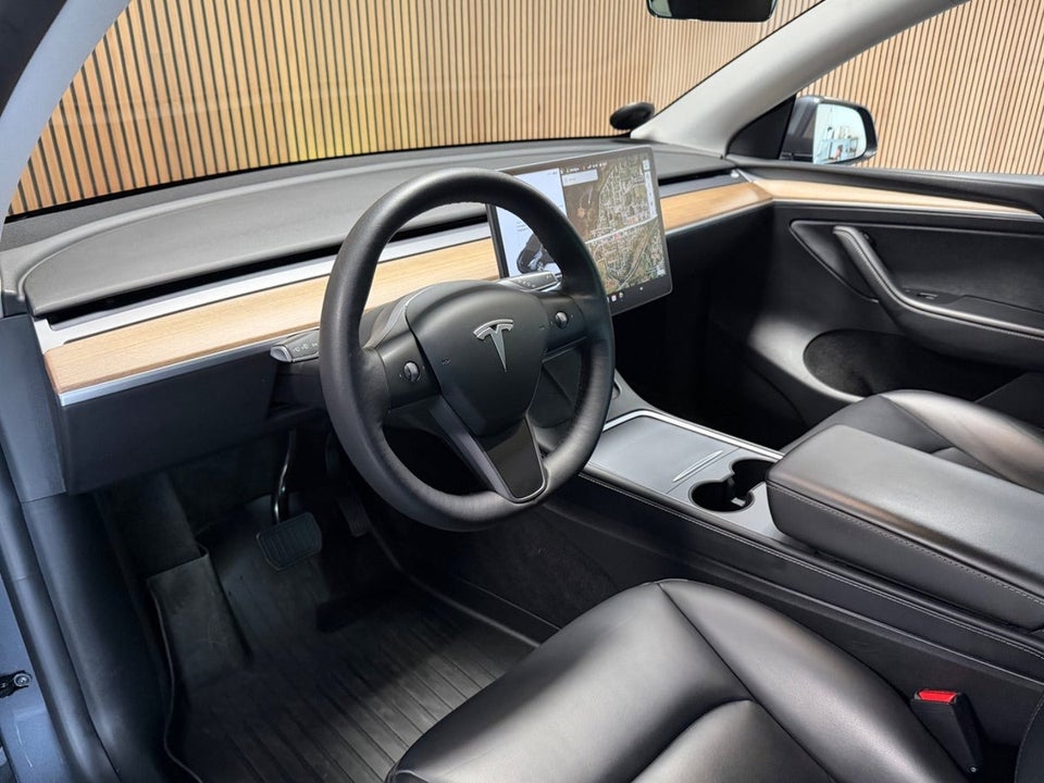 Tesla Model Y Long Range RWD 5d