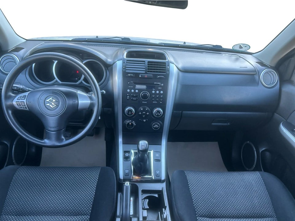 Suzuki Grand Vitara 2,0 GLX 5d