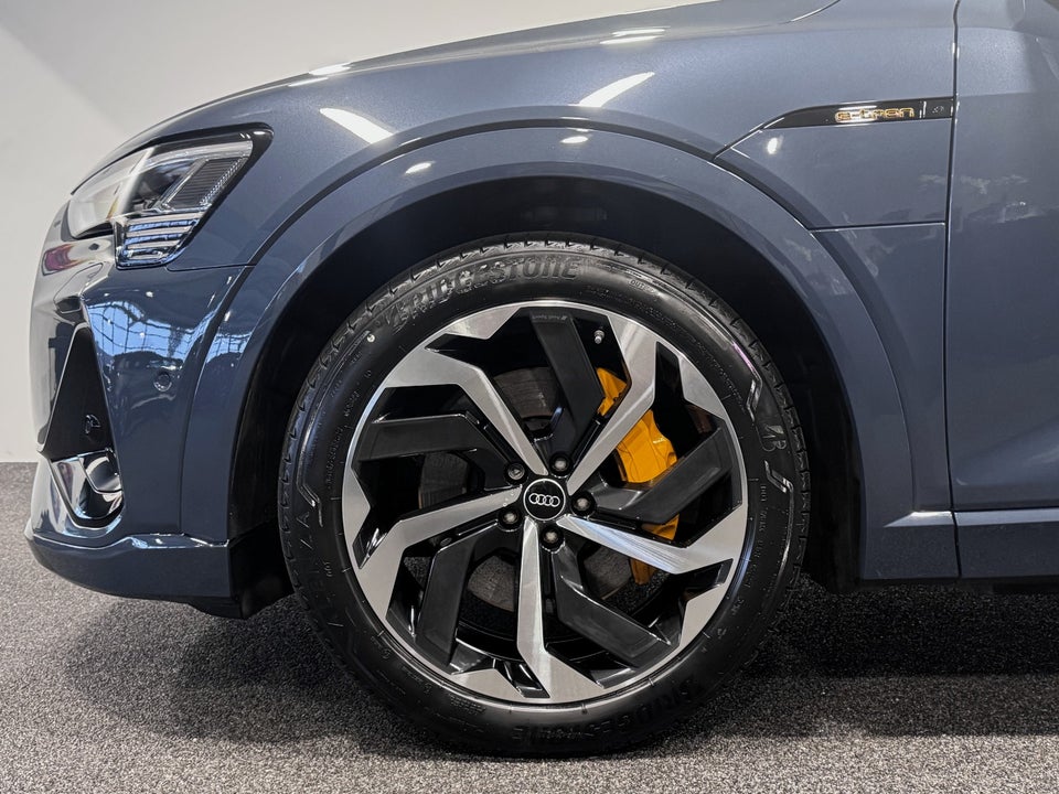 Audi e-tron 55 S-line Sportback quattro 5d