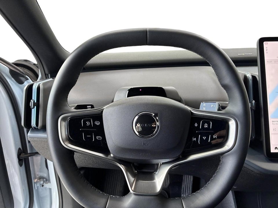 Volvo EX30 Standard Range Plus 5d