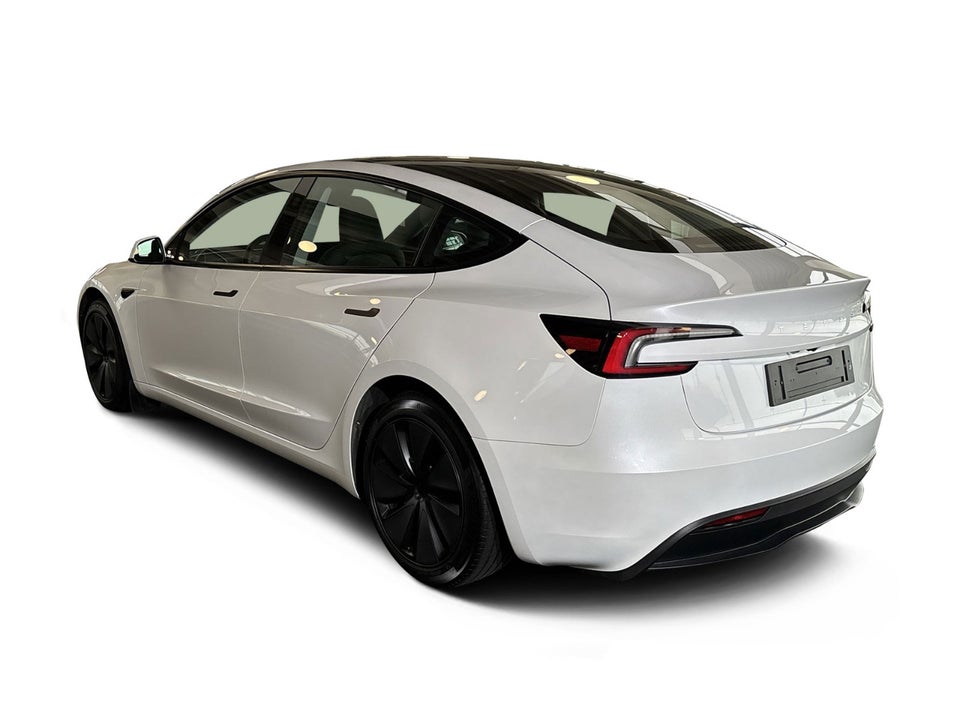 Tesla Model 3 RWD 4d