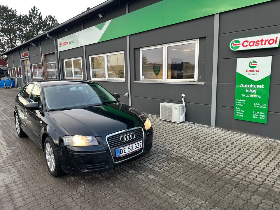 Audi A3 1,6 Ambiente 3d