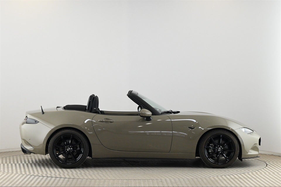 Mazda MX-5 2,0 SkyActiv-G 184 Roadster Exclusive-Line 2d