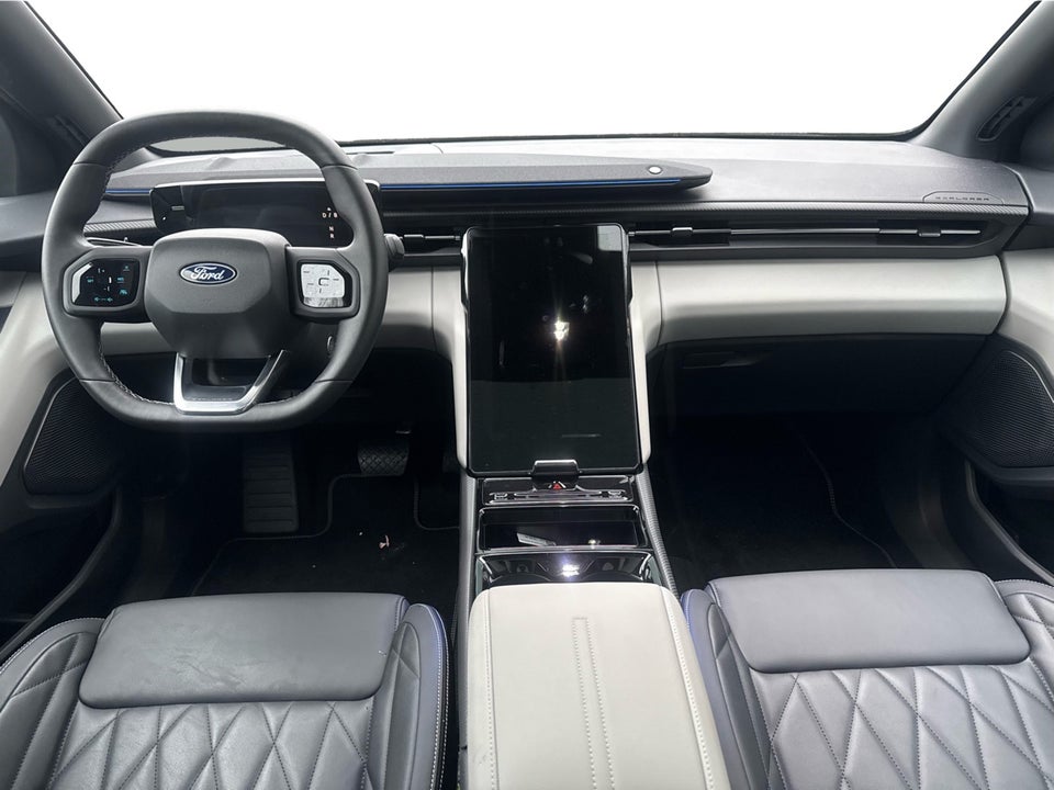 Ford Explorer 82 Premium Extended Range 5d