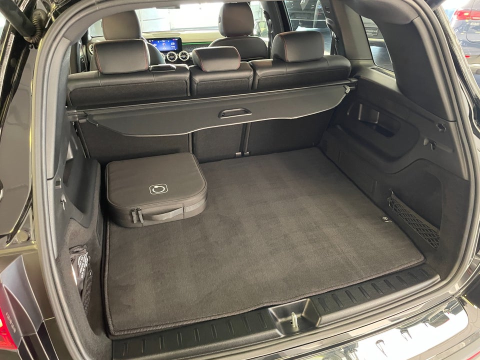 Mercedes EQB250+ AMG Advance 5d