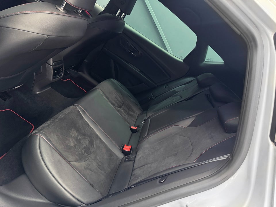 Seat Leon 1,5 TSi 150 FR Black Line DSG 5d