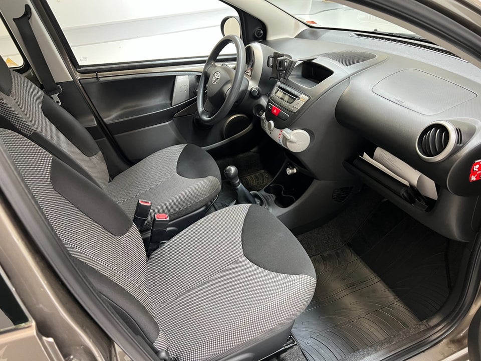 Toyota Aygo 1,0 VVT-i T2 Air 5d