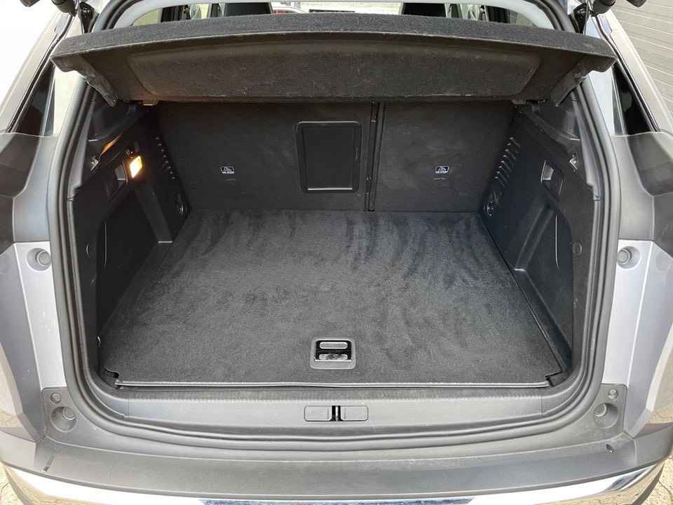 Peugeot 3008 1,6 Hybrid Allure EAT8 5d