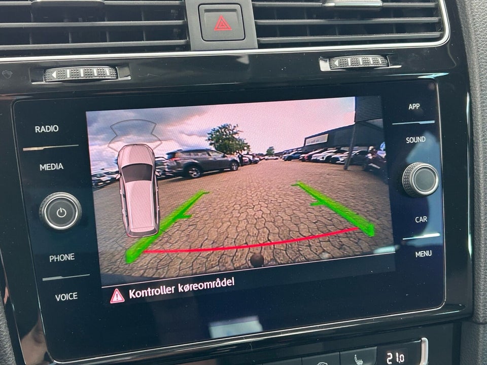 VW Golf VII 1,5 TSi 150 Highline Variant DSG 5d