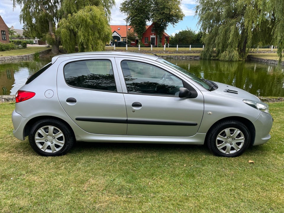 Peugeot 206+ 1,4 Comfort 5d