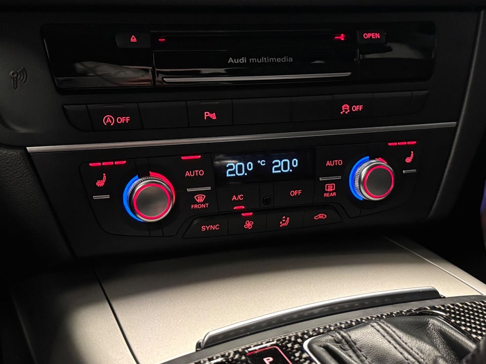 Audi A6 3,0 TDi 218 S-line Avant S-tr. 5d