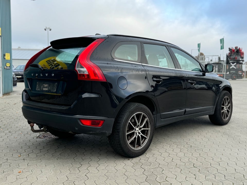 Volvo XC60 2,0 D3 163 Momentum aut. 5d