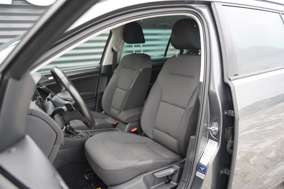 VW Golf VII 1,5 TSi 130 Comfortline Variant DSG 5d