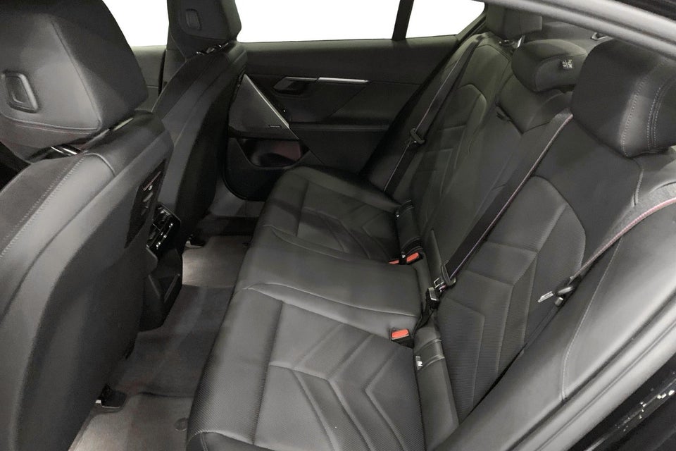 BMW i5 eDrive40 M-Sport Pro 4d