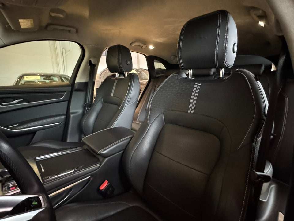 Jaguar F-Pace 3,0 P400 R-Dynamic HSE aut. 5d