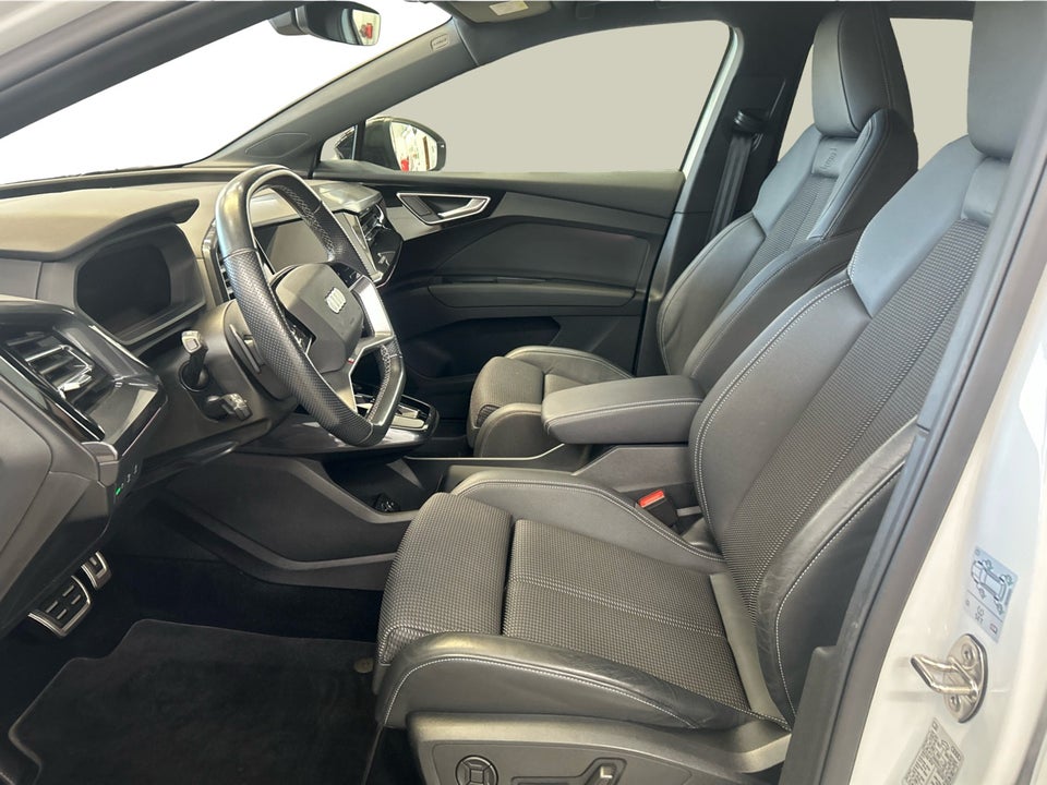 Audi Q4 e-tron 50 S-line quattro 5d