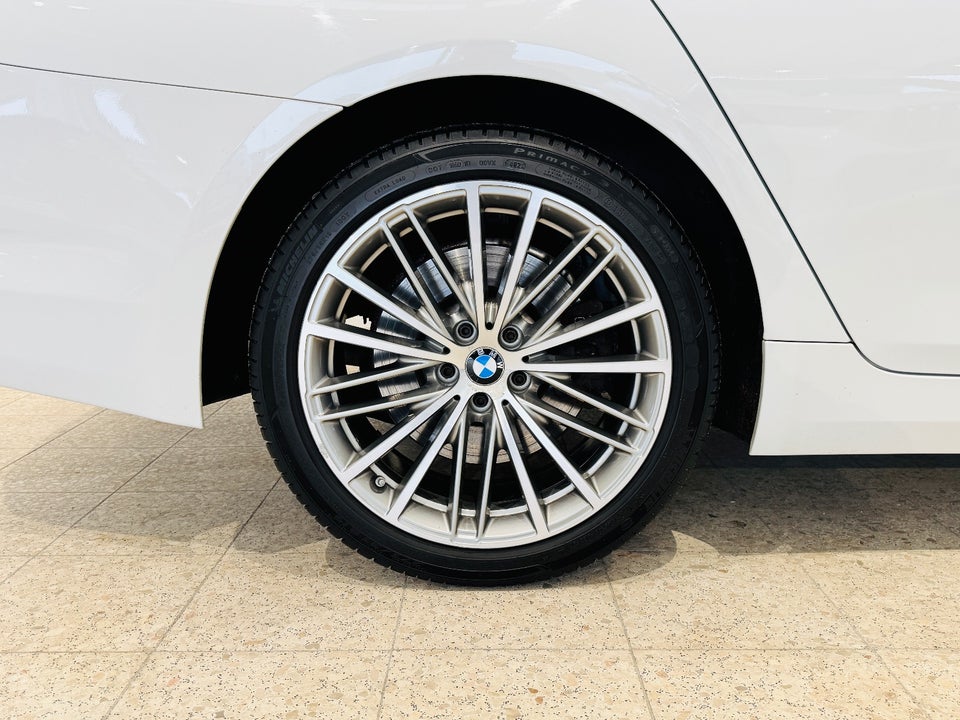 BMW 530d 3,0 Sport Line aut. 4d