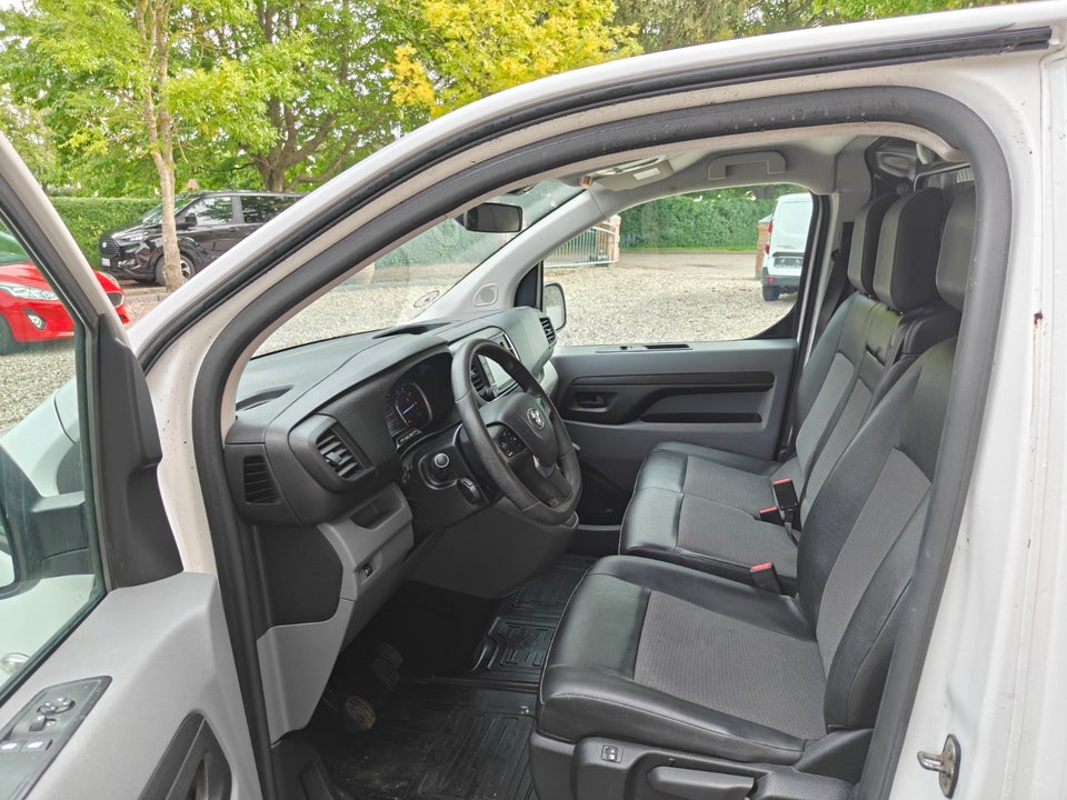 Toyota ProAce 2,0 D 120 Long Comfort 5d