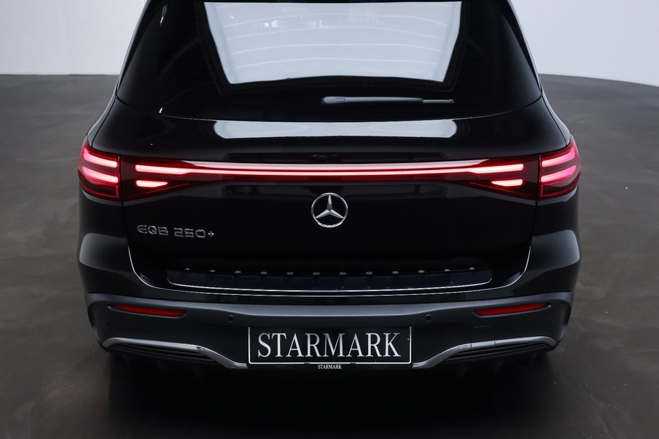 Mercedes EQB250+ AMG Advance 5d