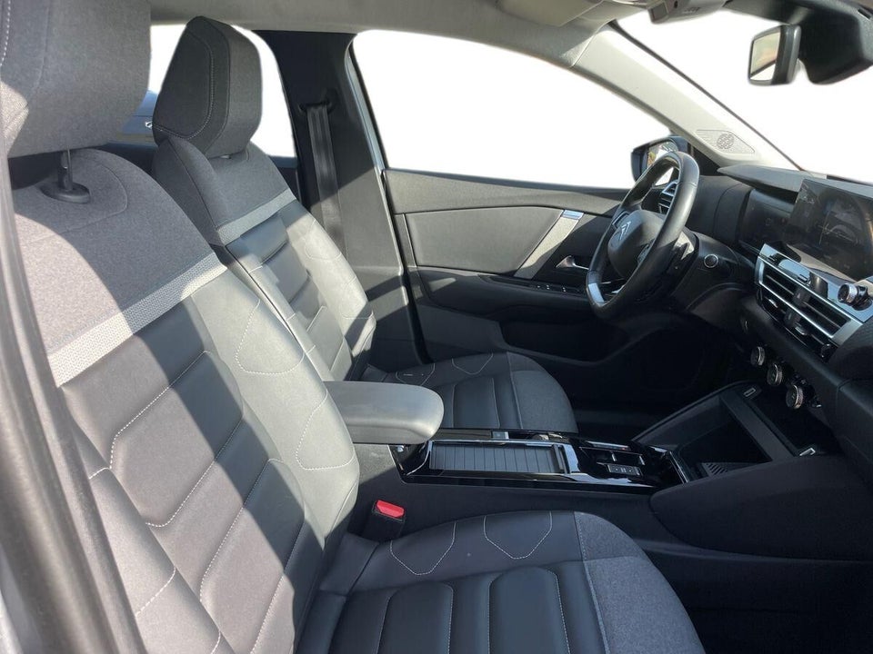 Citroën C4 1,2 PureTech 130 Shine EAT8 5d